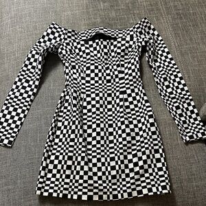 Zara Black and White Checkered Long Sleeve Dress